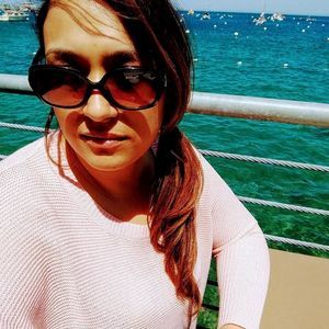 Meet your Posher, Elizabeth